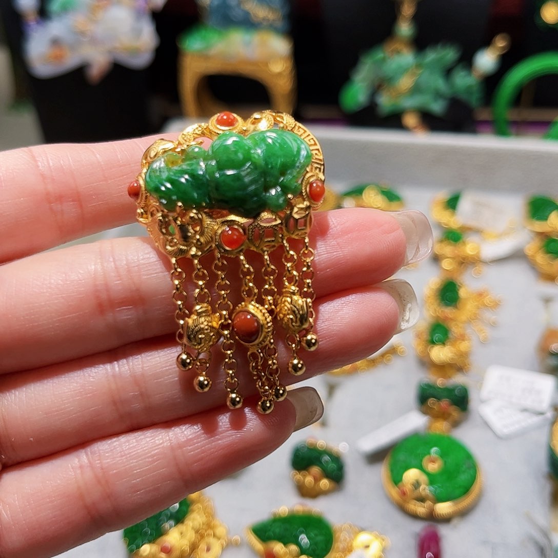 【闪购商品】翡翠戒指银S925镀金镶嵌蓝*?翡翠