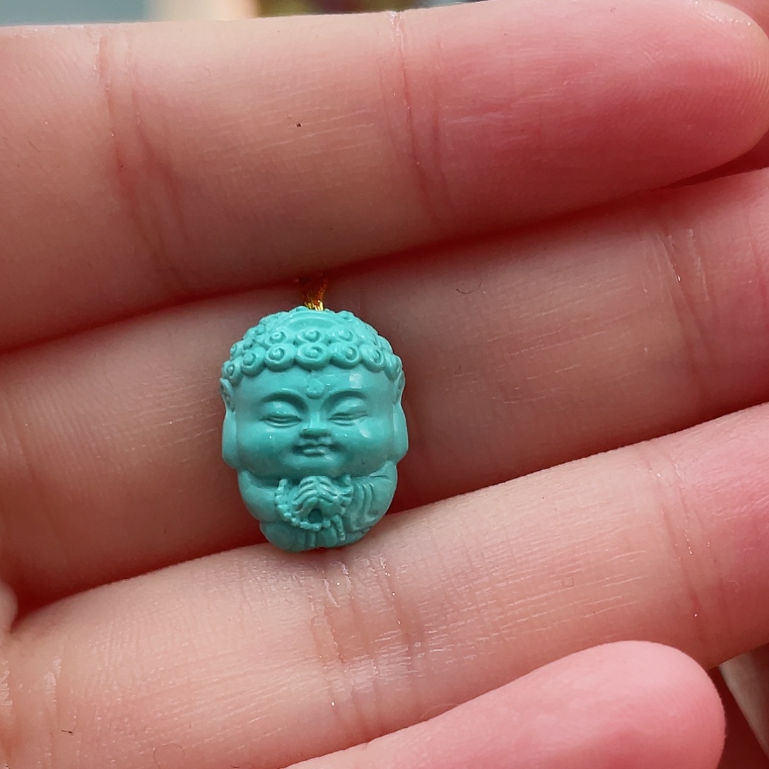 绿松石颈饰未镶嵌