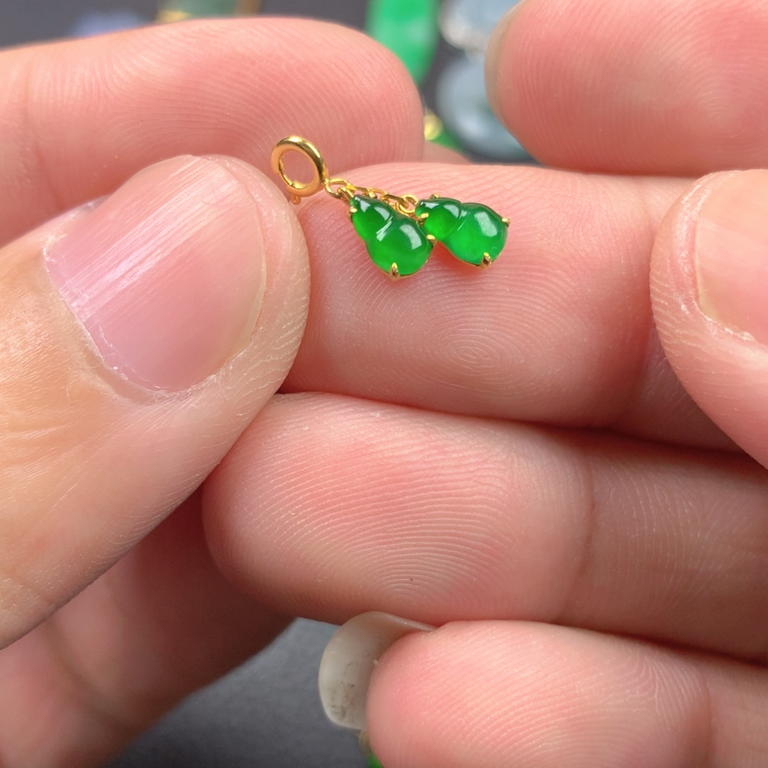 【闪购商品】翡翠18K金镶嵌颈饰翡翠