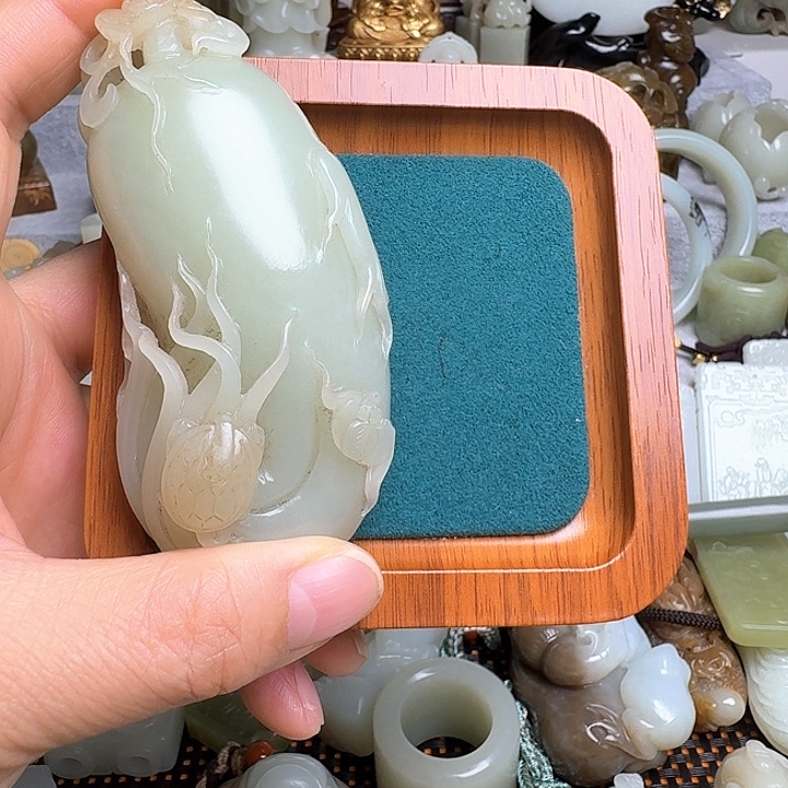 华***哥瓷片新号开播瓷盘一件