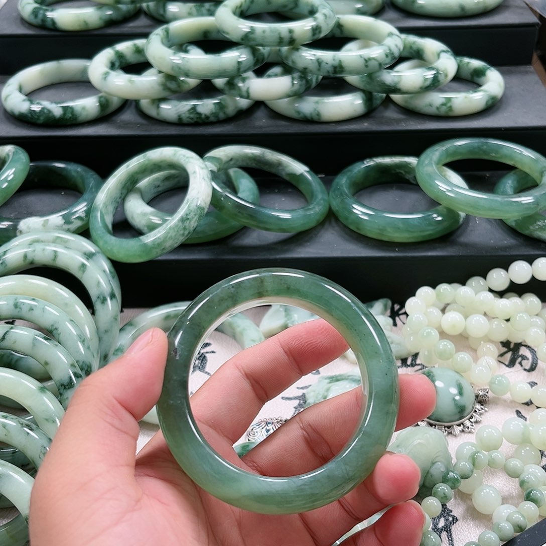 【闪购商品】未镶嵌岫玉手镯小**宝