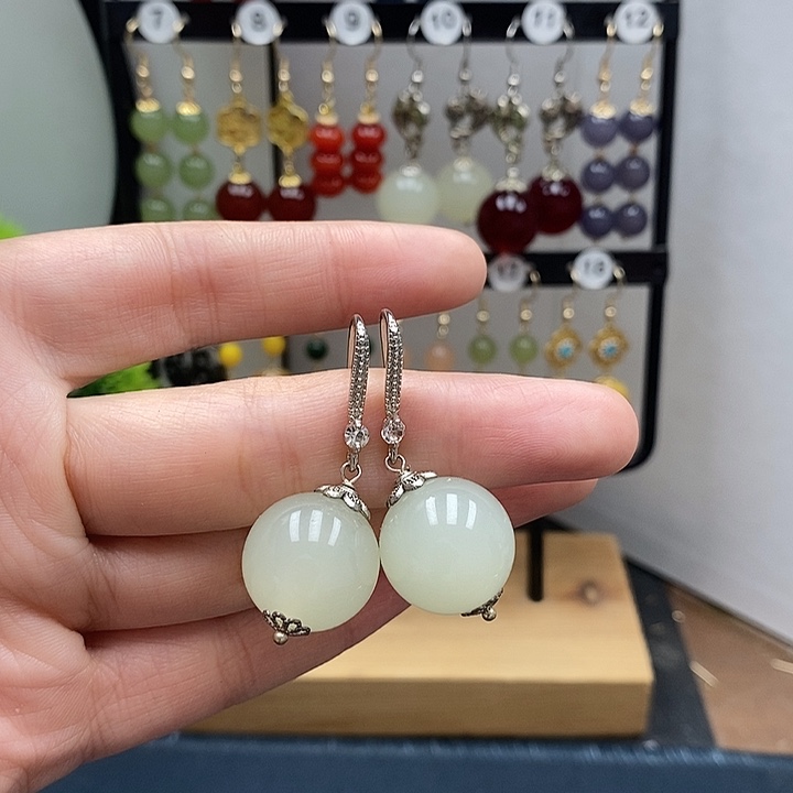 和田玉银S925镶嵌耳饰16mm 