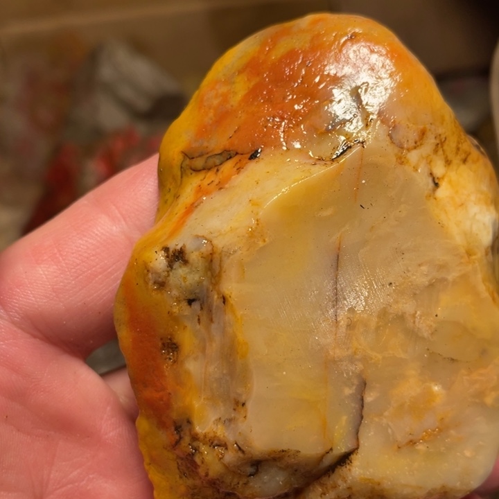 田黄石187克昌化田黄石