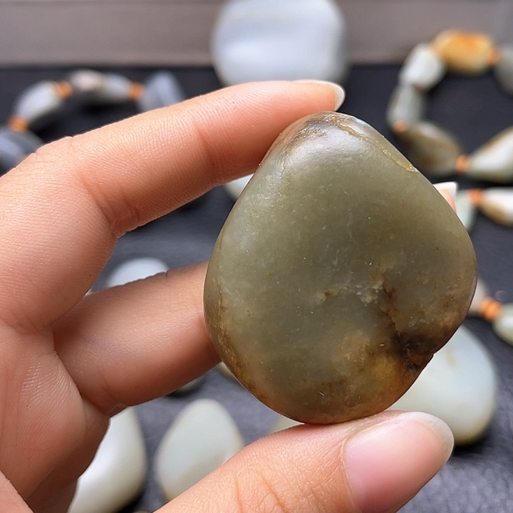 和田玉颈饰未镶嵌21