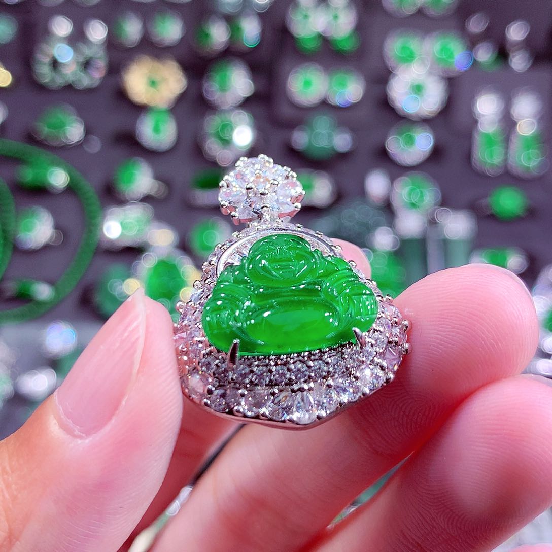 翡翠未镶嵌颈饰天然