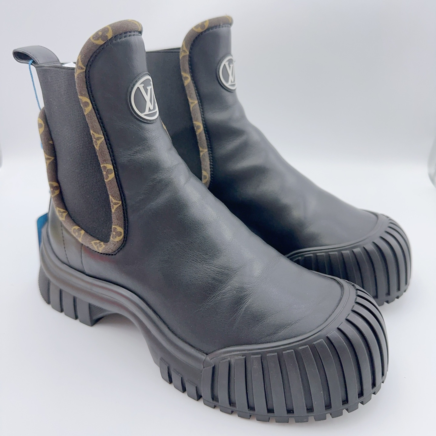 95新 LouisVuitton/路易威登 36.5码/黑色ruby马丁靴/01491