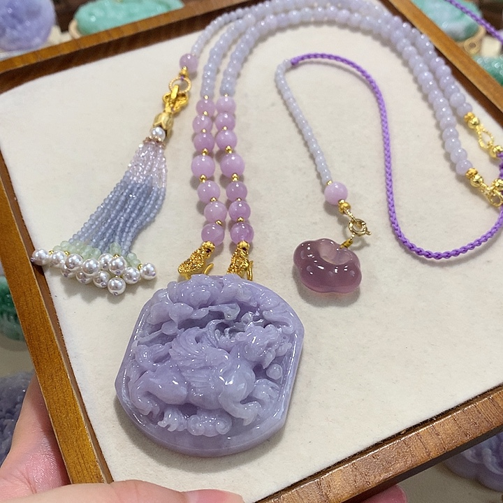 翡翠未镶嵌颈饰翡翠吊坠