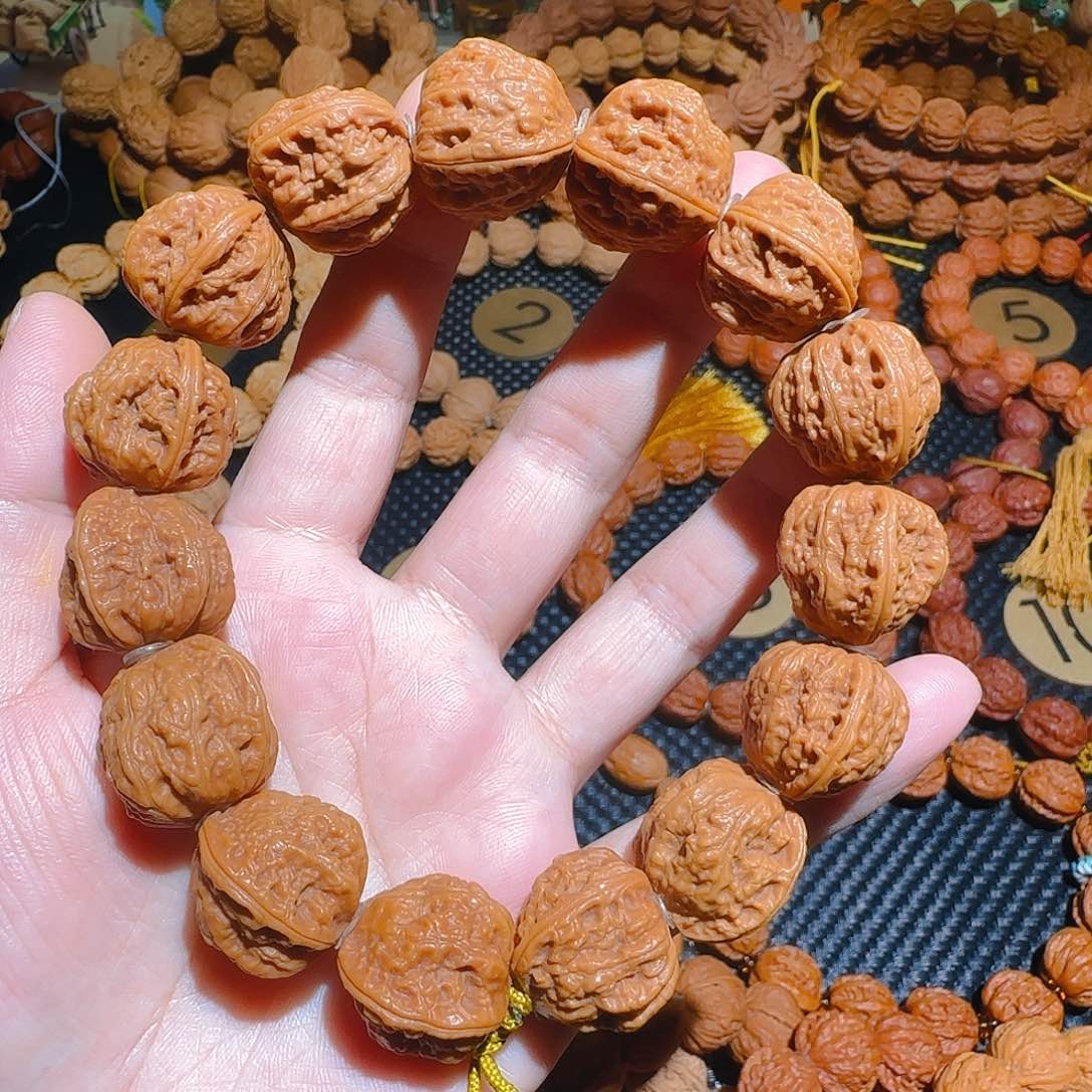 文玩核桃吊坠方蝉