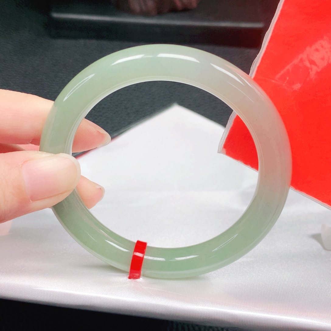 翡翠未镶嵌手镯55圈