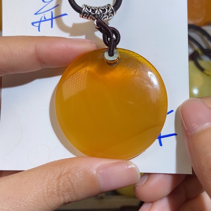 定制琥珀未镶嵌琥珀