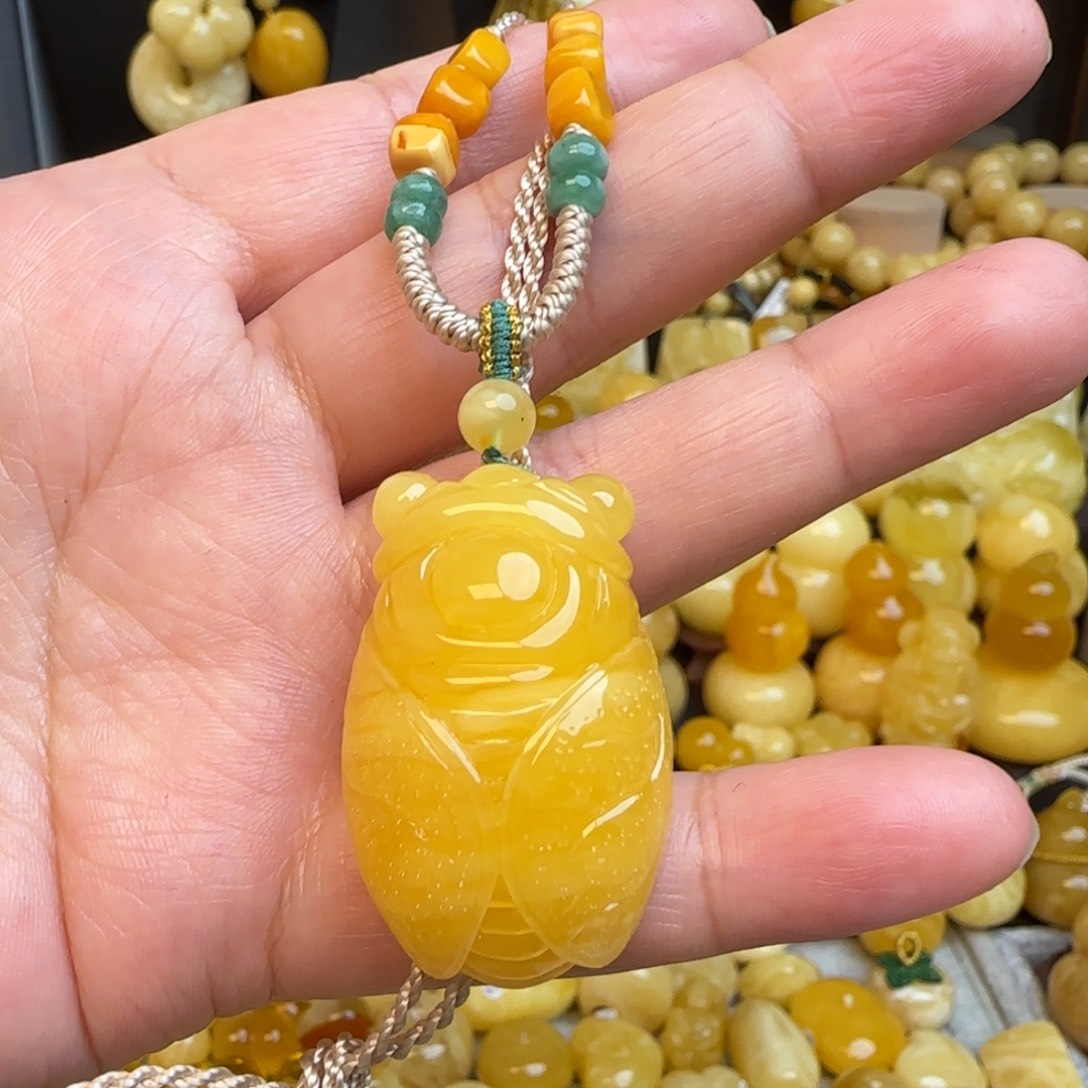 琥珀套链未镶嵌天然焦皮料蜜蜡一鸣惊人