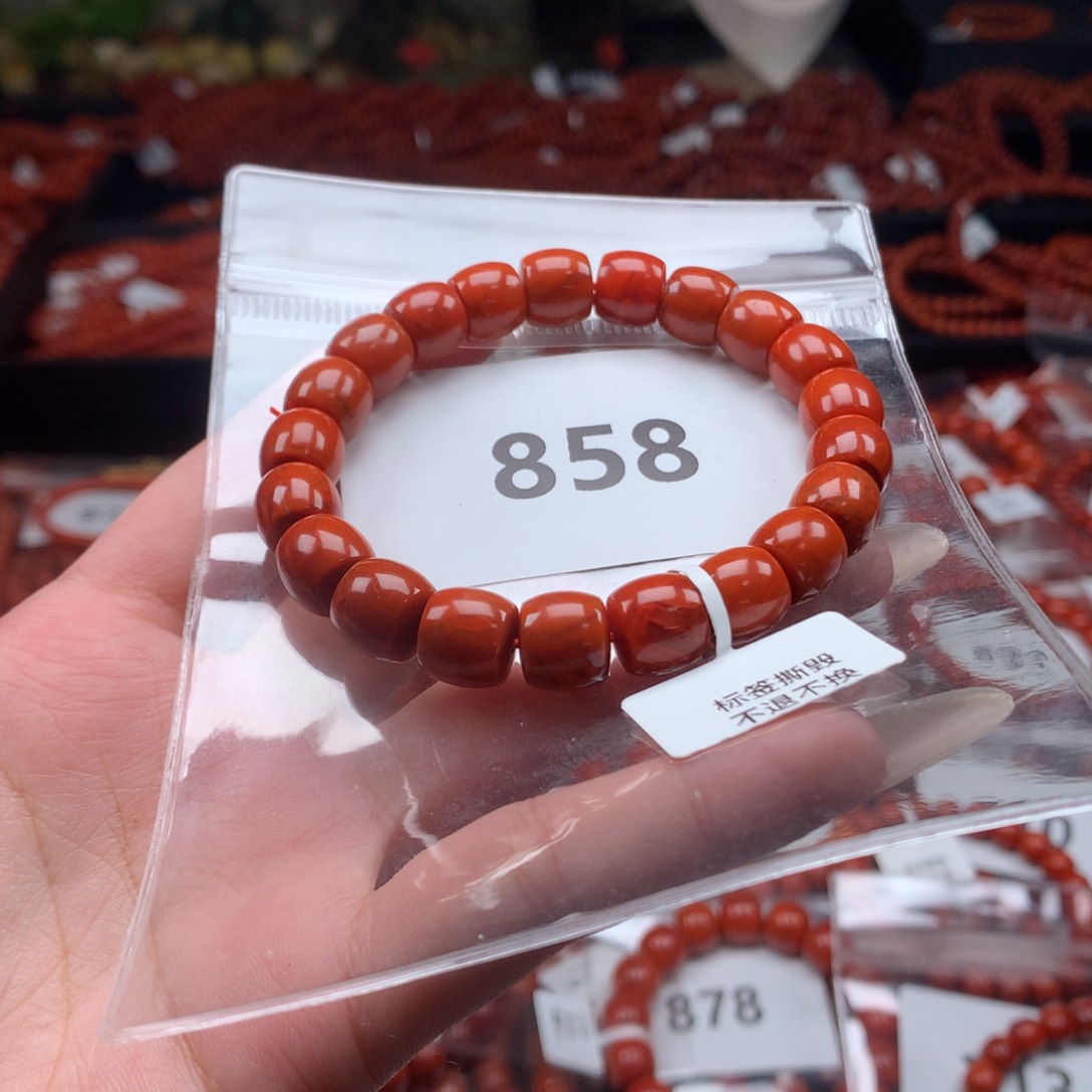 南红玛瑙手链未镶嵌9.9mm