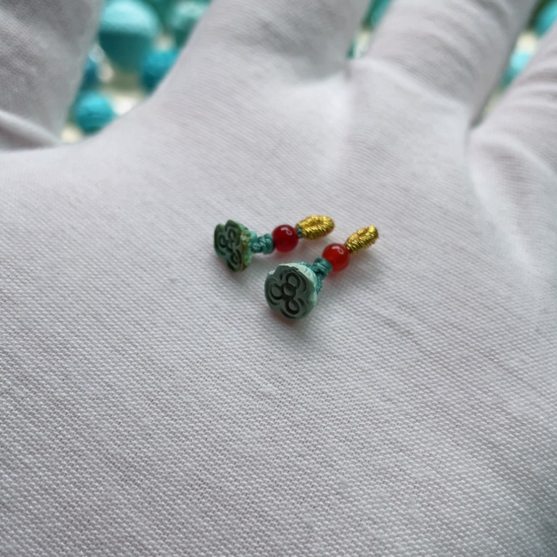 南红玛瑙颈饰未镶嵌