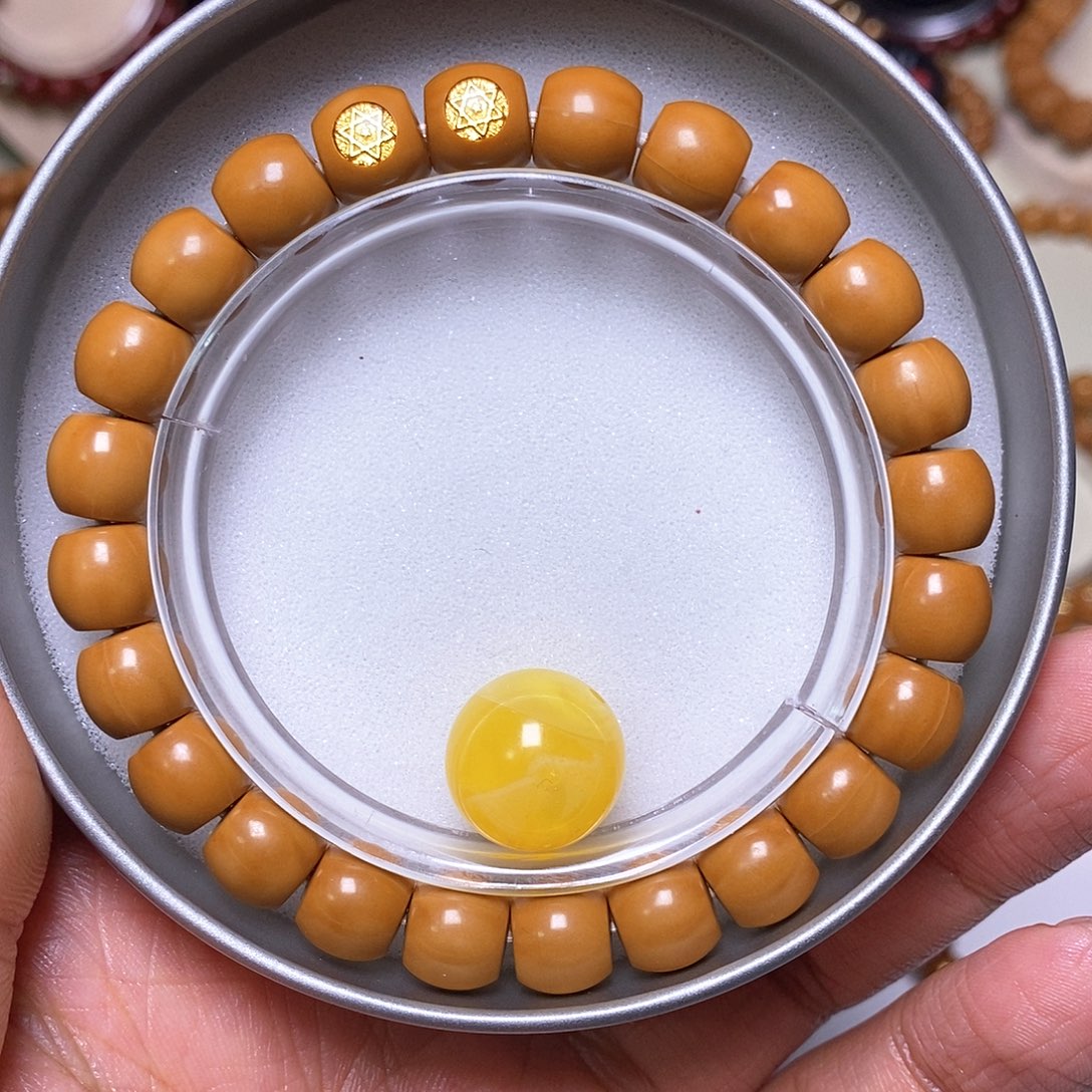 猴头核桃手串双标直切尺寸10左右+配饰