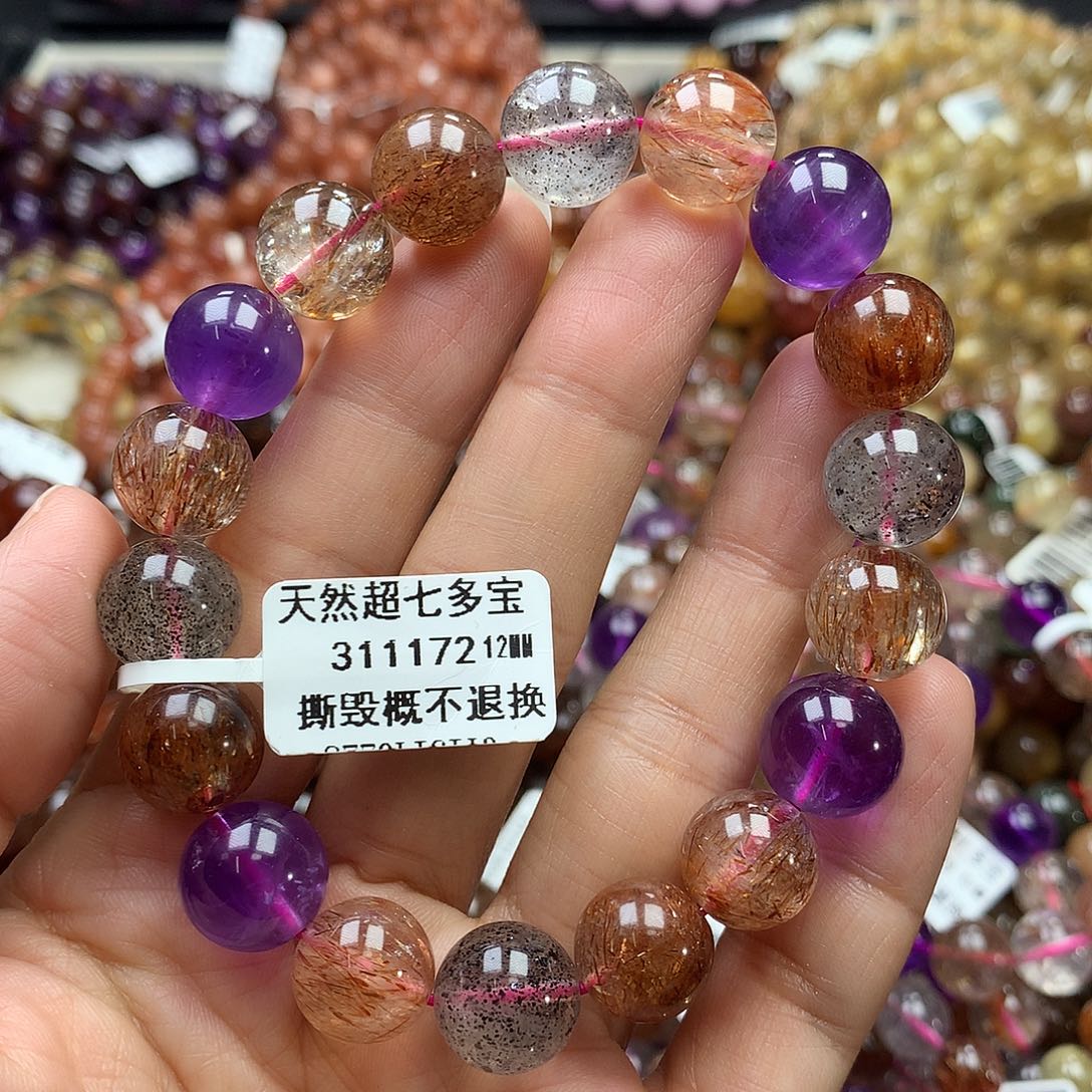 未镶嵌水晶手链，，，