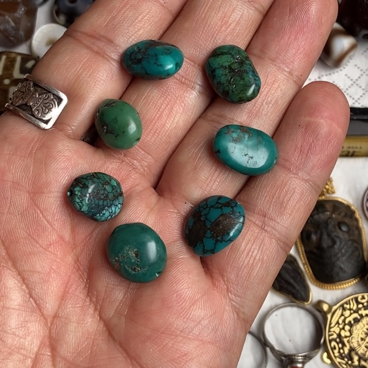 阿***旺颈饰玻璃珠子。zzzzzz