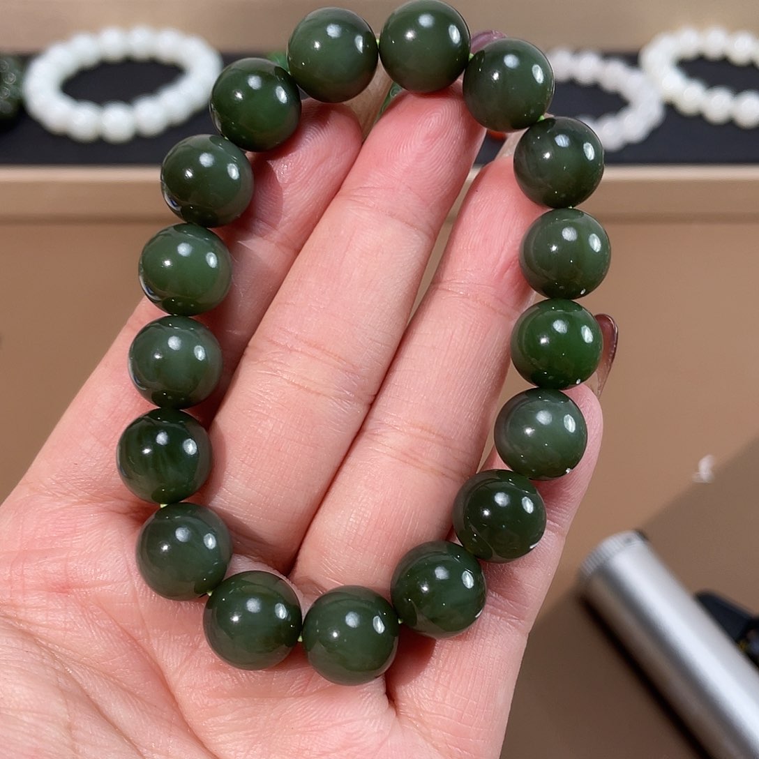 和田玉（碧玉）手链未镶嵌俄 12 黑猫 