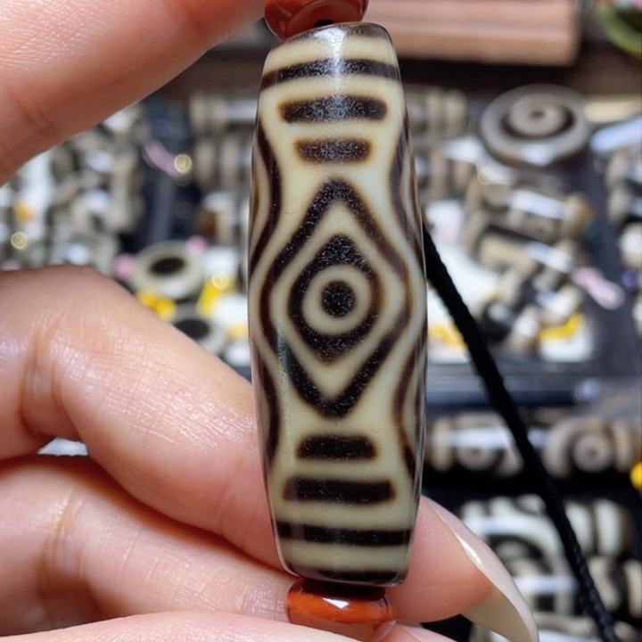 玛瑙/玉髓珠宝奇石未镶嵌等**许龙6