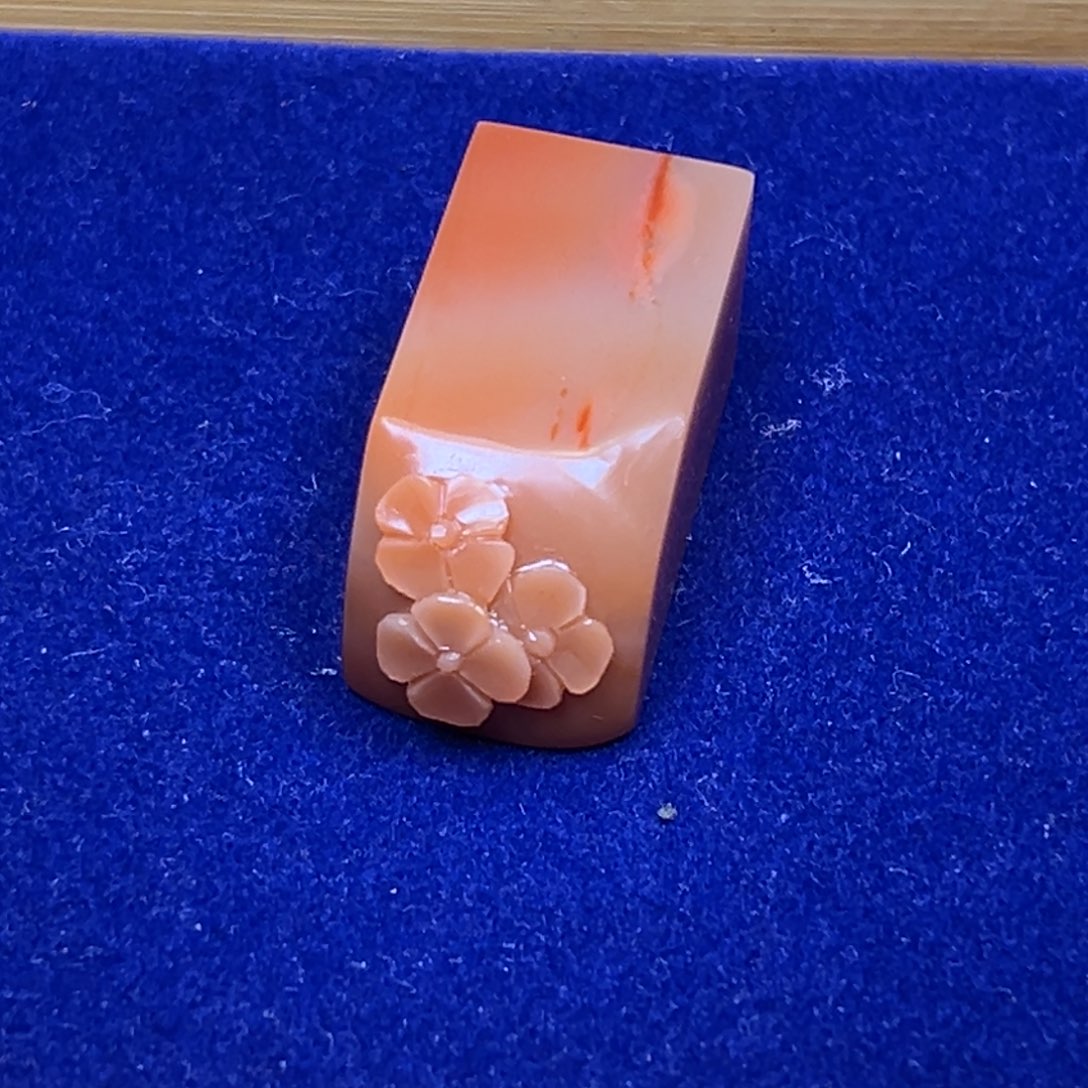 老挝石俏色印章四叶草