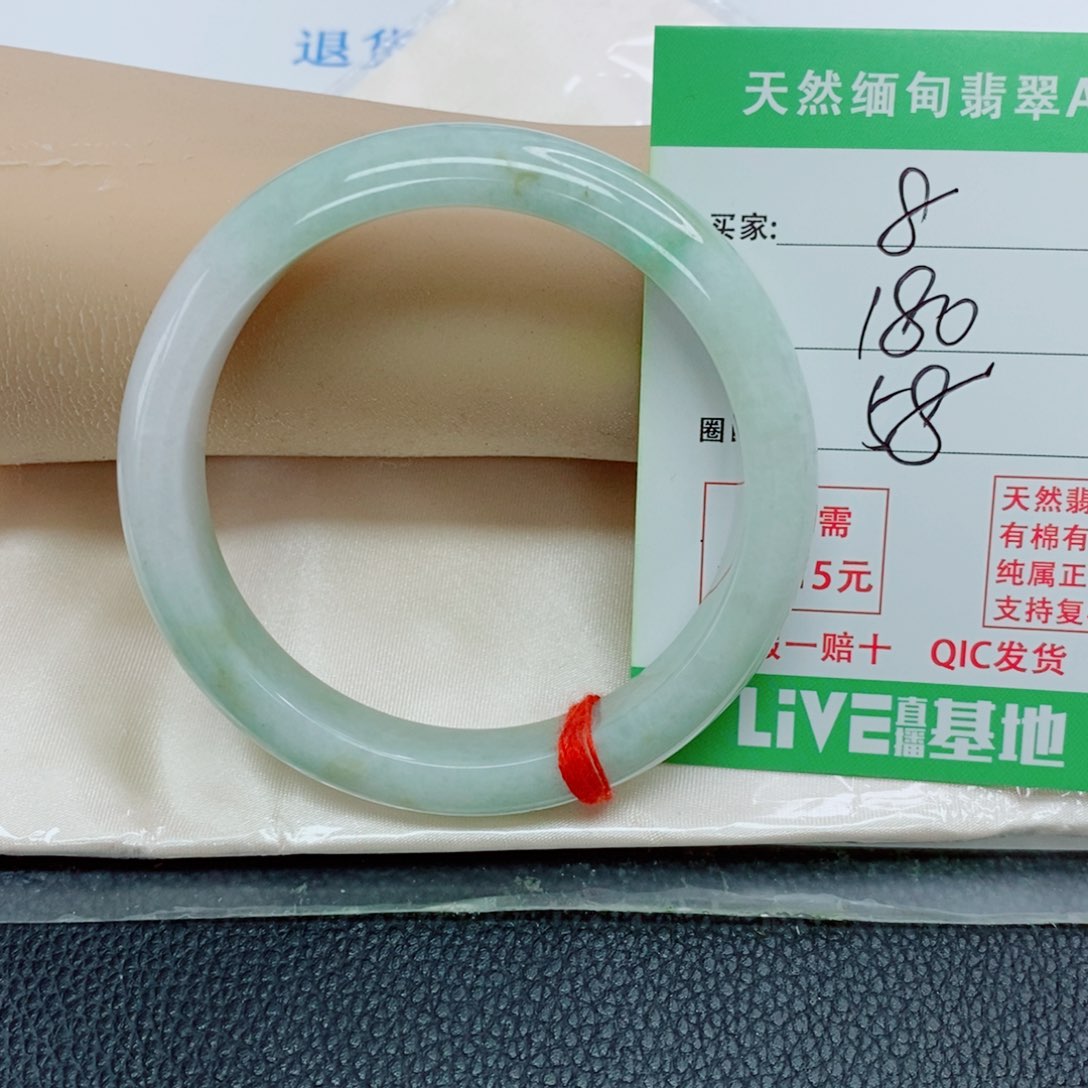 翡翠未镶嵌手镯天然翡翠8