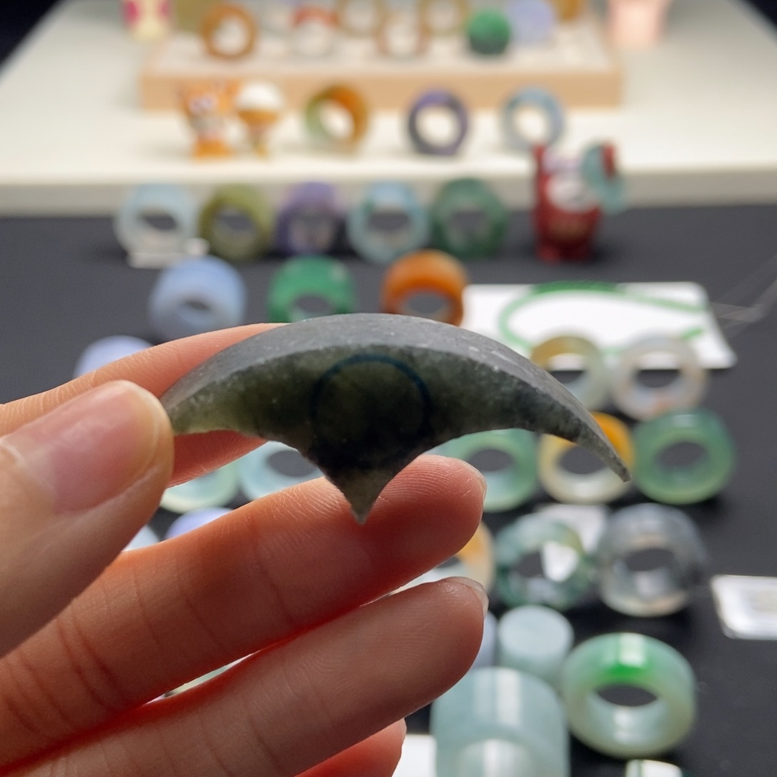 定制翡翠未镶嵌定制黄乌鸡