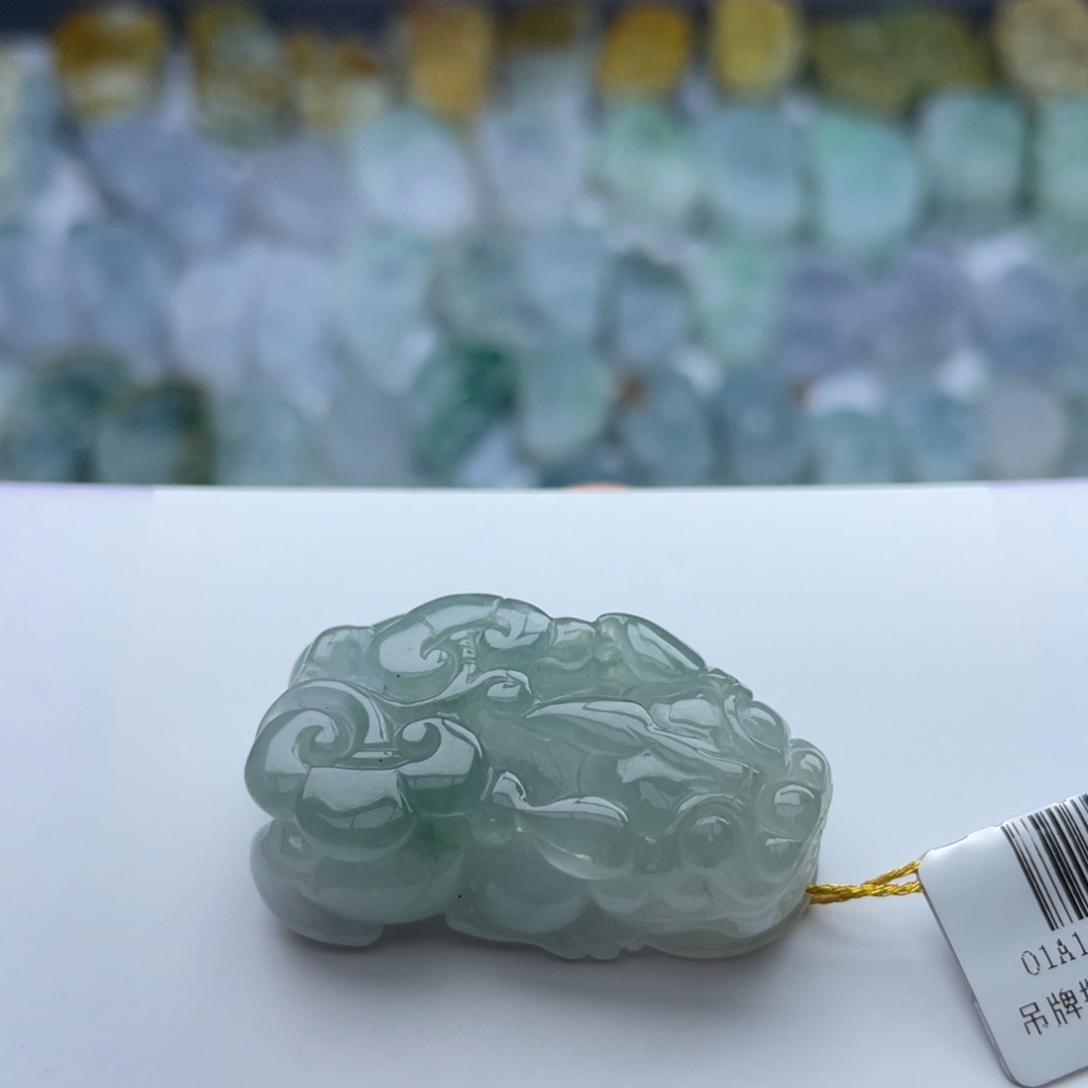 翡翠颈饰未镶嵌貔貅