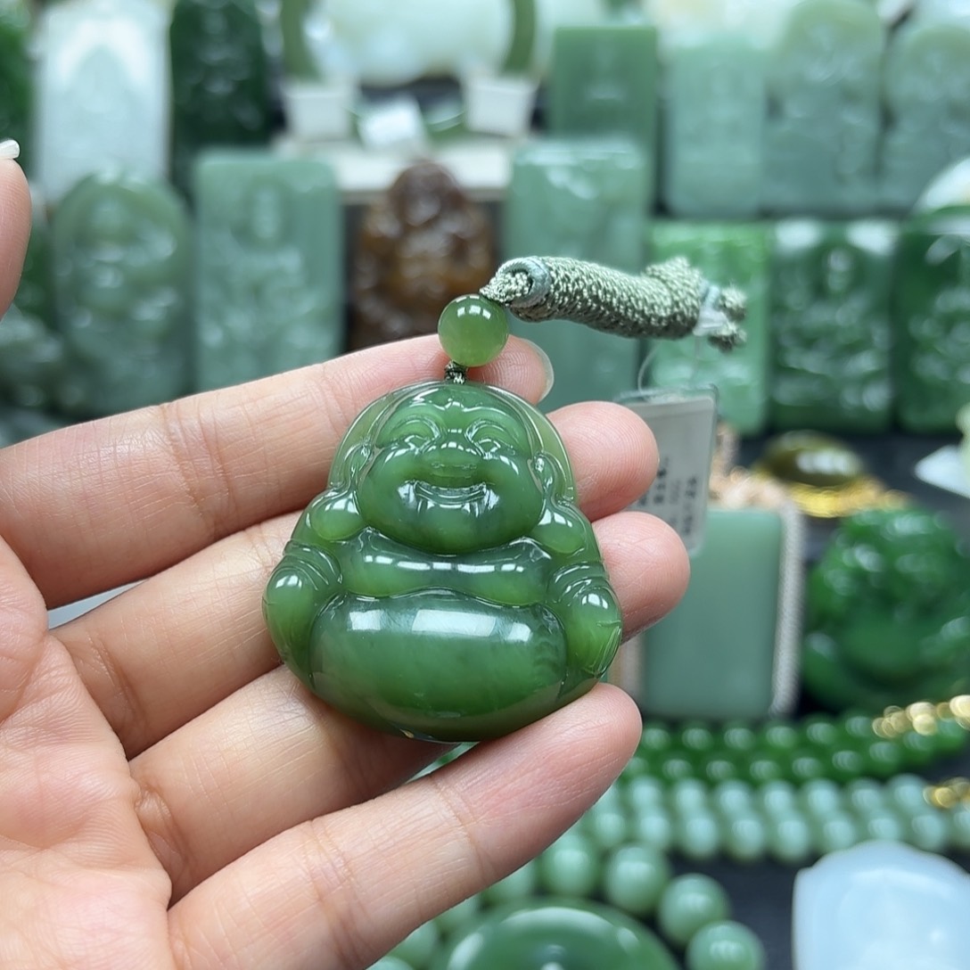 和田玉挂件未镶嵌点*