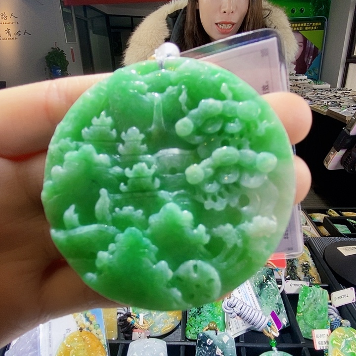 颈饰未镶嵌翡翠翡翠