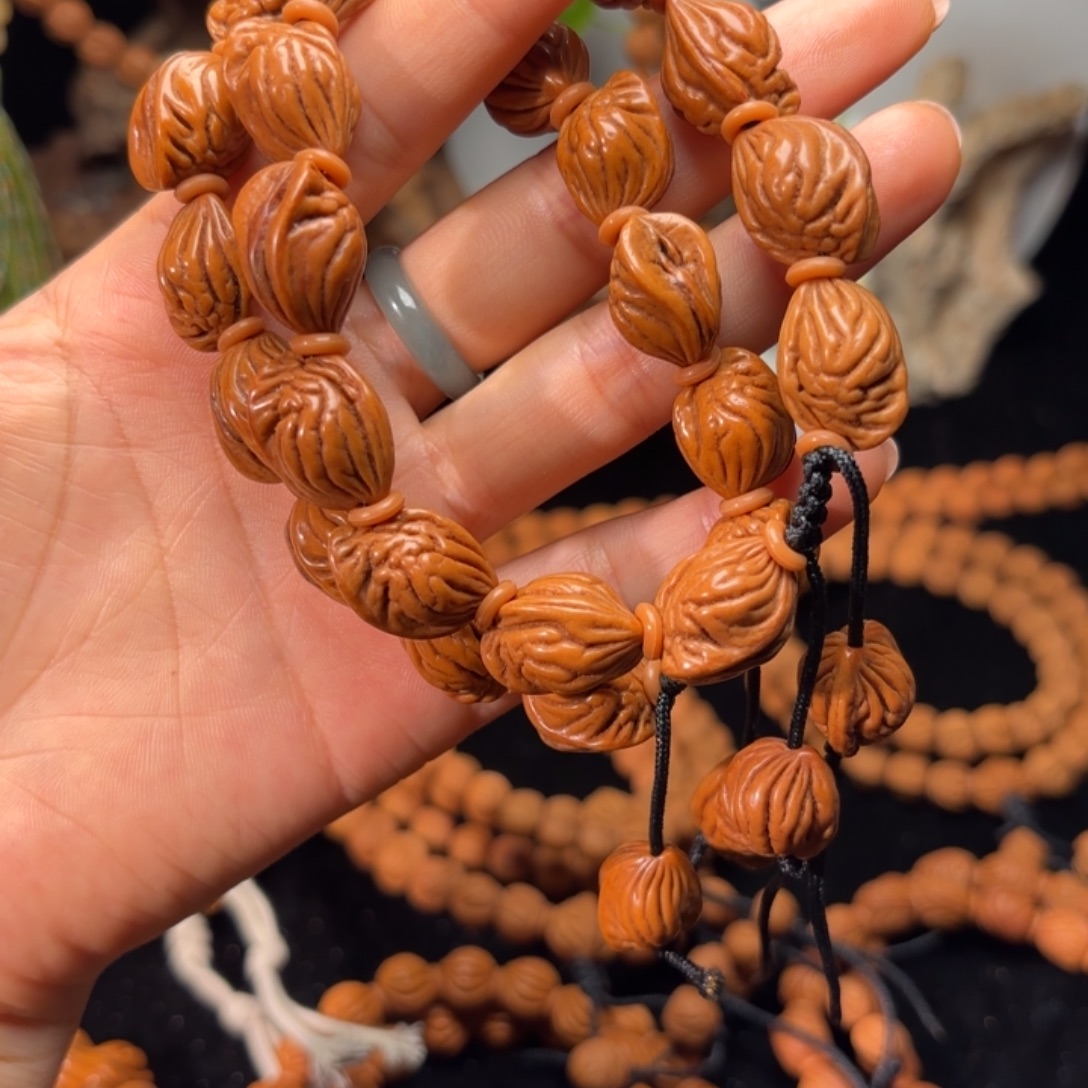 台***乐吊坠桃核13尺寸生命之源