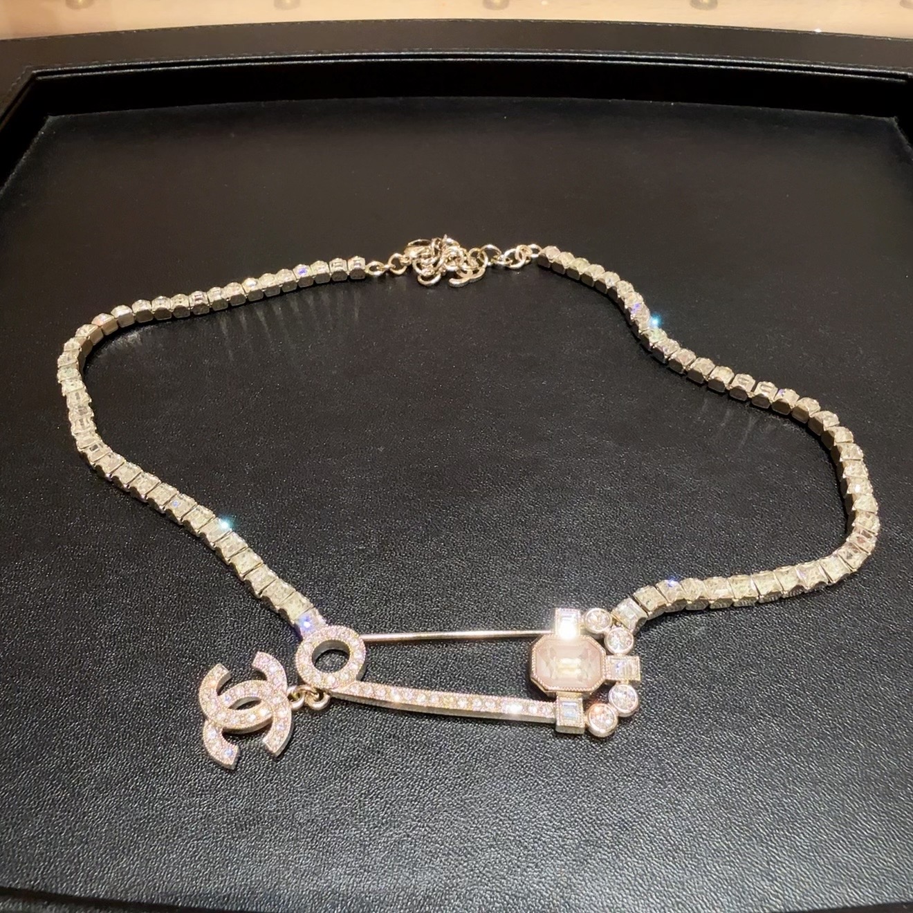 99新 Chanel/香奈儿 22B粉色宝石满钻别针款项链