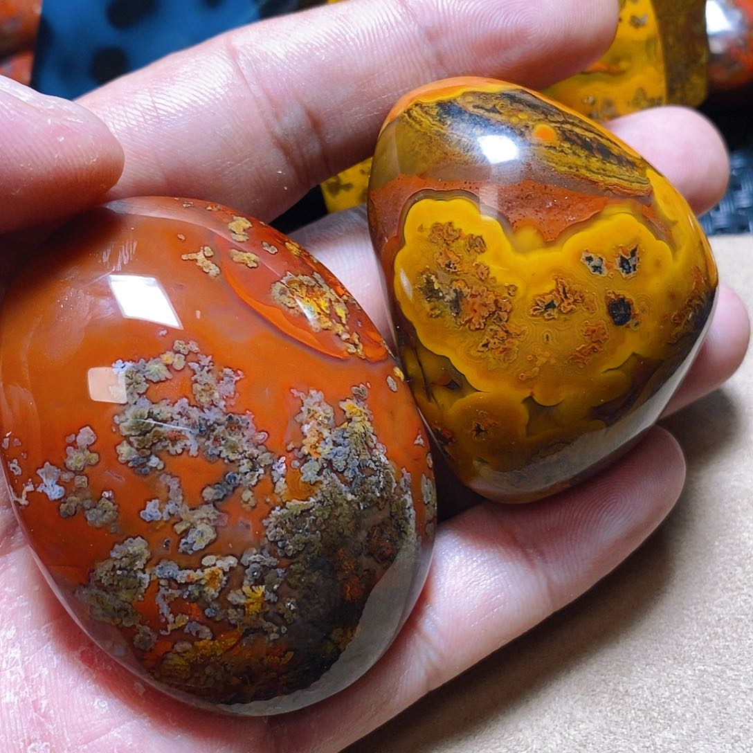 玛瑙/玉髓颈饰未镶嵌青**菜