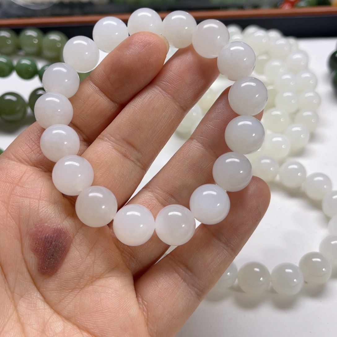 未镶嵌手链和田玉