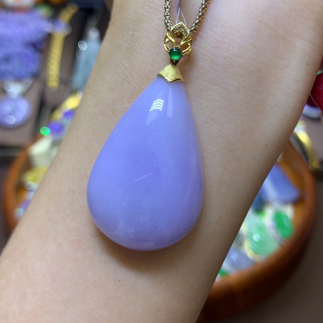 【闪购商品】翡翠颈饰18K金镶嵌翡翠