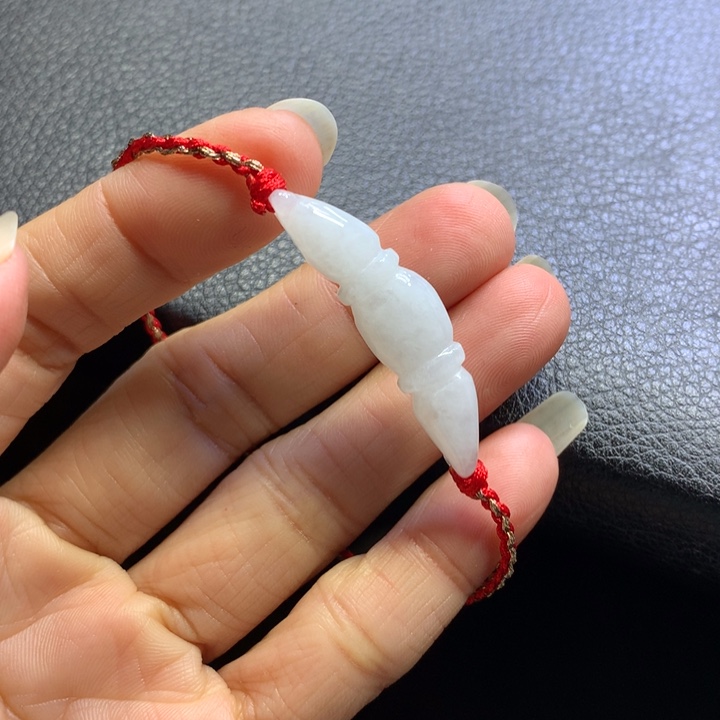 翡翠手绳未镶嵌翡翠