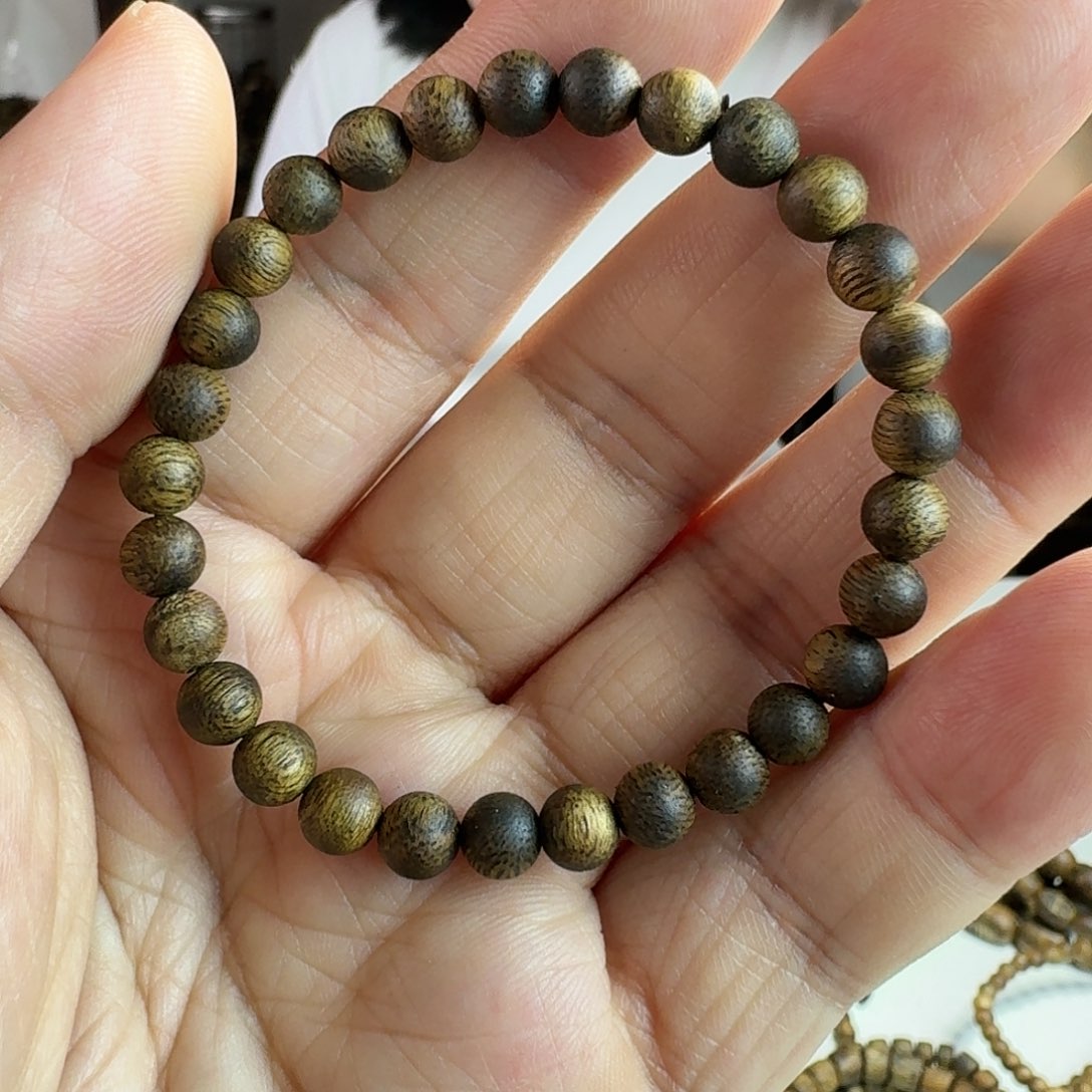 沉香手串秋*奇楠圆珠单圈6MM多样性发货
