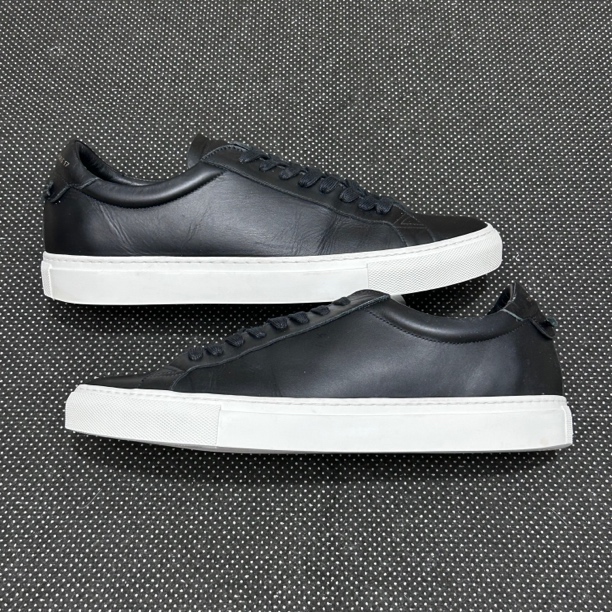 95新 Givenchy/纪梵希 42码 27.5cm 黑白 板鞋 成色很新