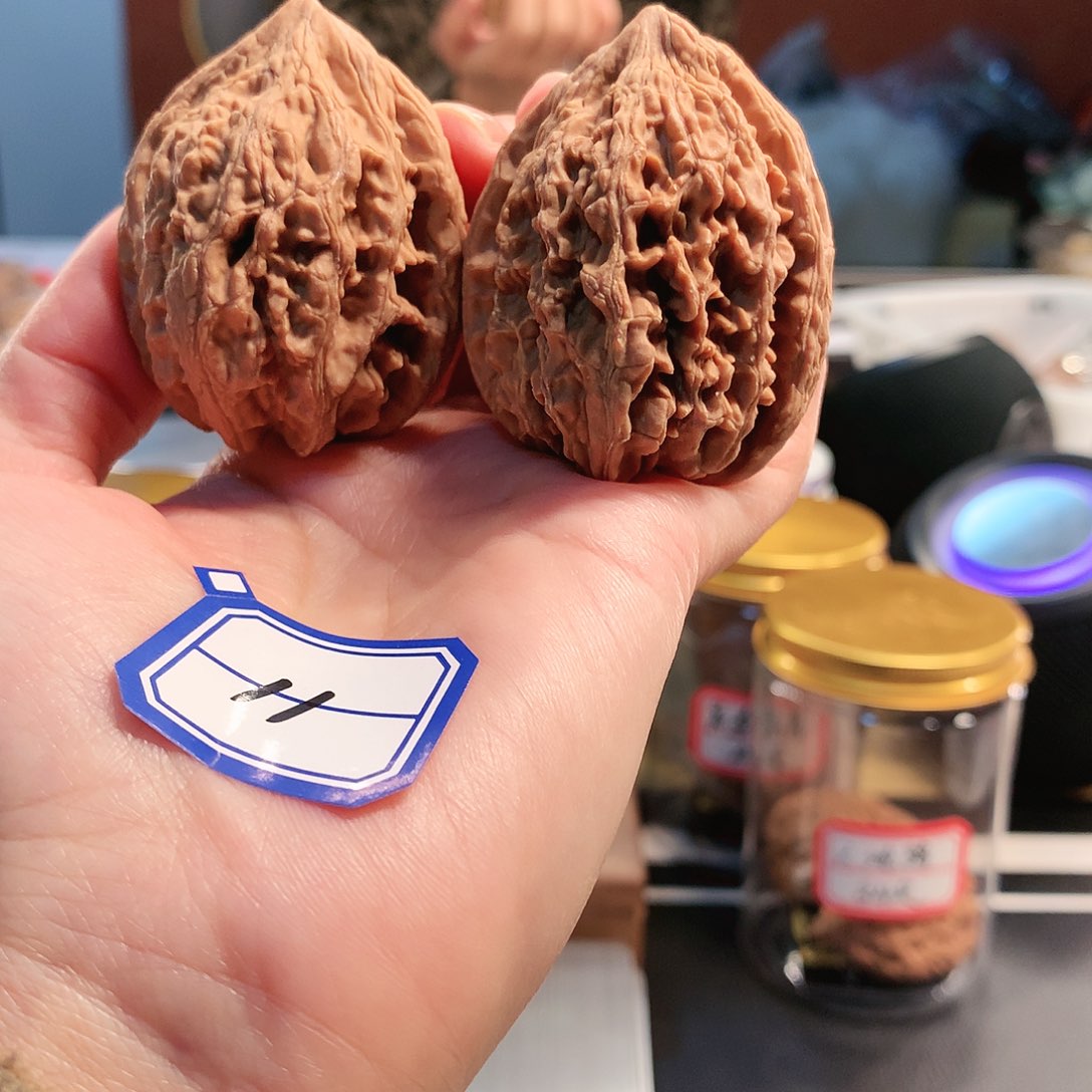 【闪购商品】吊坠文玩核桃大沽石 41尺
