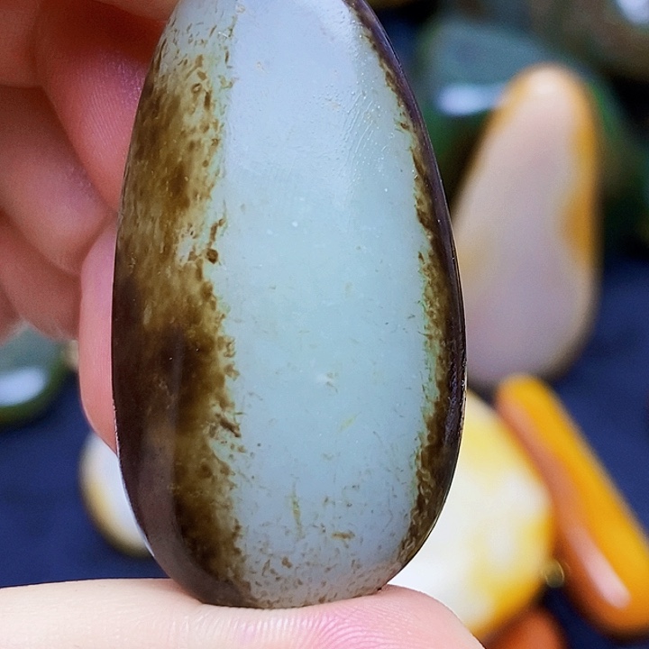 和田玉未镶嵌珠宝半成品