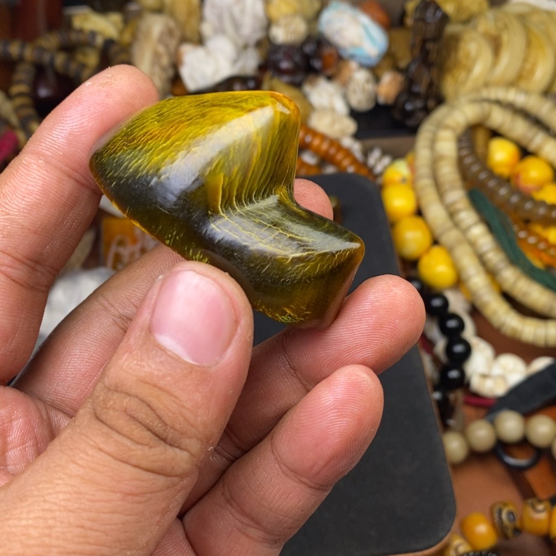 其他驼骨人工忙着