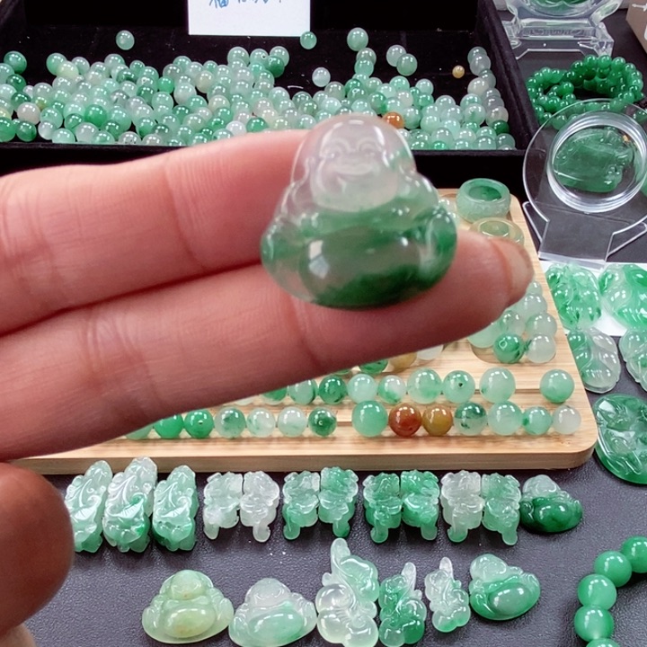 石英质玉吊坠(不含链)未镶嵌