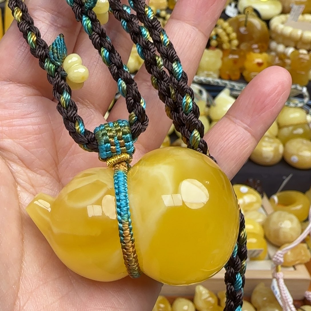 蜜蜡套链未镶嵌天然俄料溶洞妖花蜜蜡葫芦吊坠