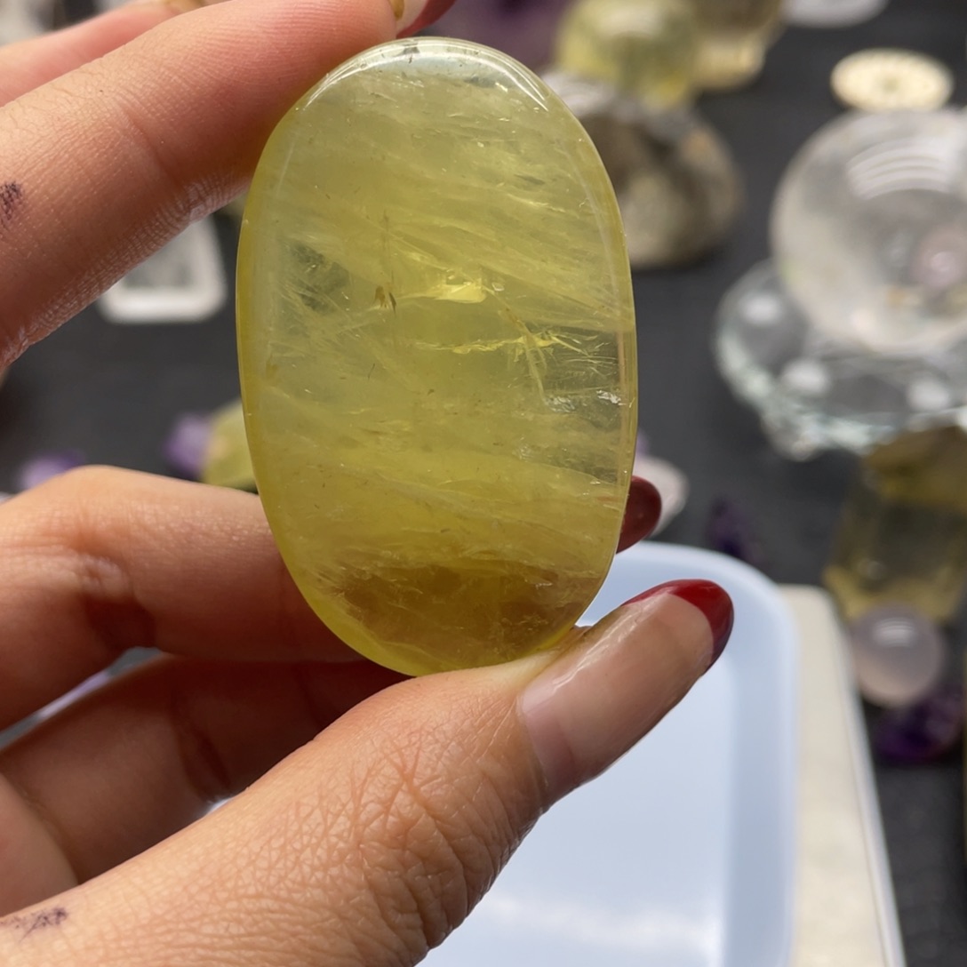 水晶79未镶嵌黄水晶把玩