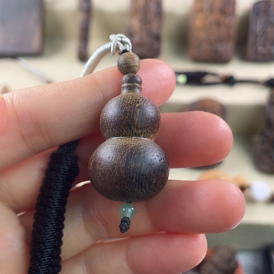 木文莱糖结雕刻工艺