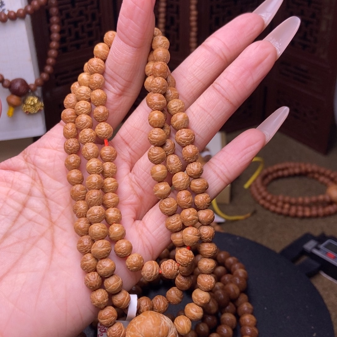 哈***尼凤眼菩提吊坠原皮大眼萌6.5+108