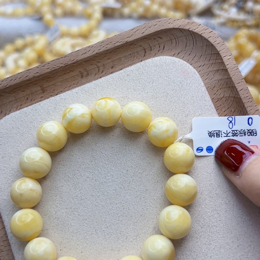 琥珀手链未镶嵌大*宣18克