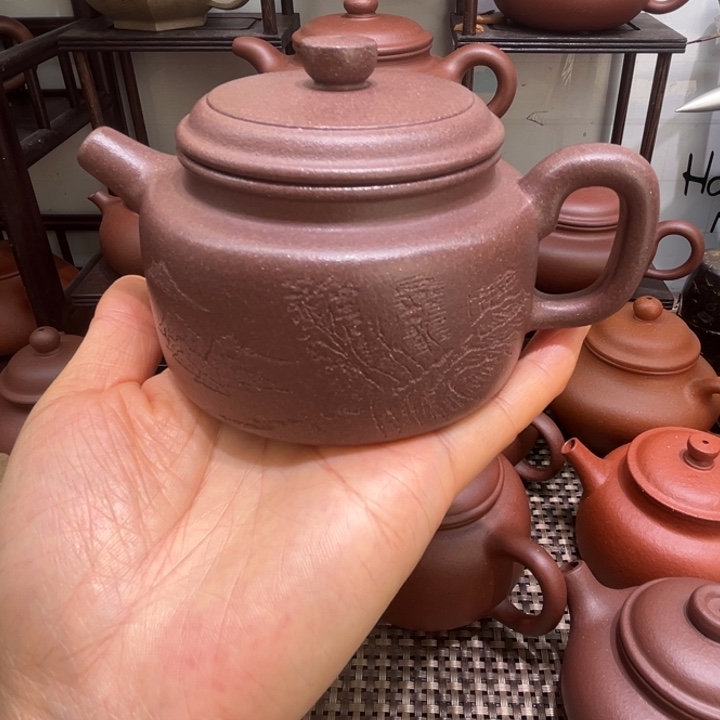 紫砂茶壶段泥德钟220cc刻绘