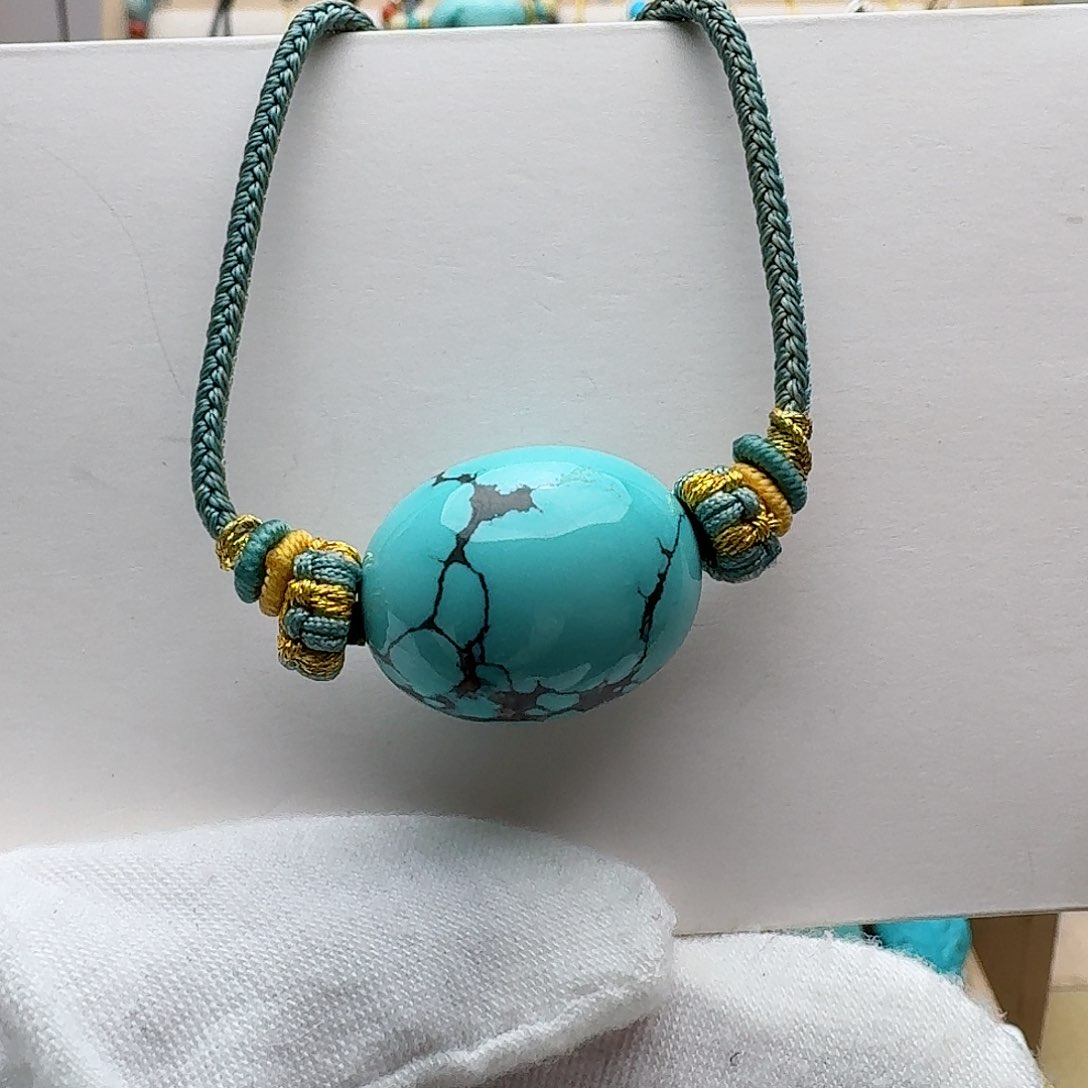 绿松石配饰未镶嵌