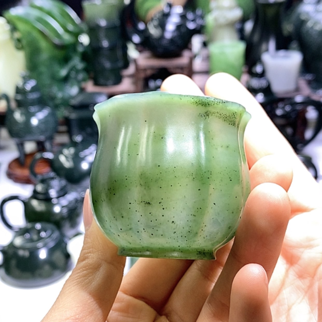 【闪购商品】和田玉摆件未镶嵌碧玉莲花杯