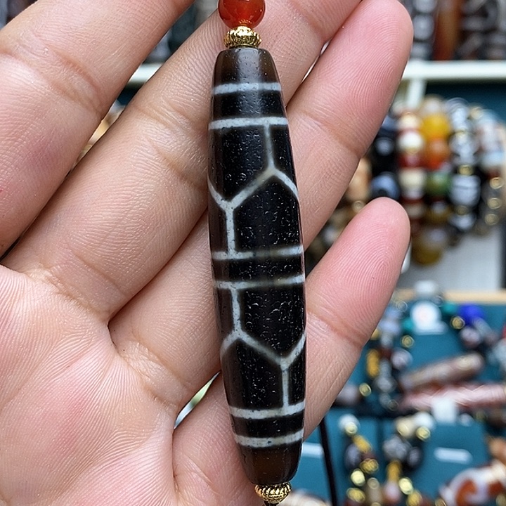 玛瑙/玉髓颈饰合金