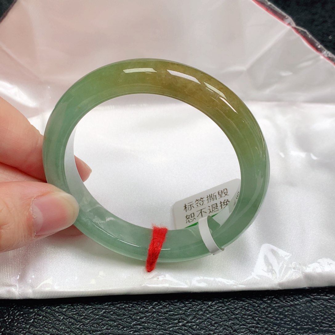 翡翠手镯未镶嵌51➕